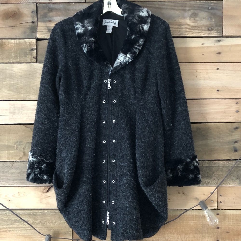 Joseph Ribkoff Jacket size 8